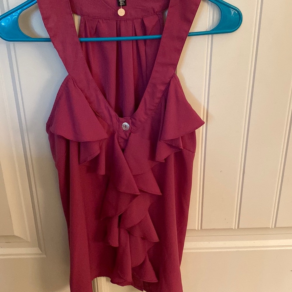 Womens Dimri Brand Sleeveless Front Button Top with Ruffles SizeS